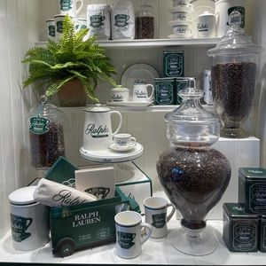 Meet your Posher, Isabel